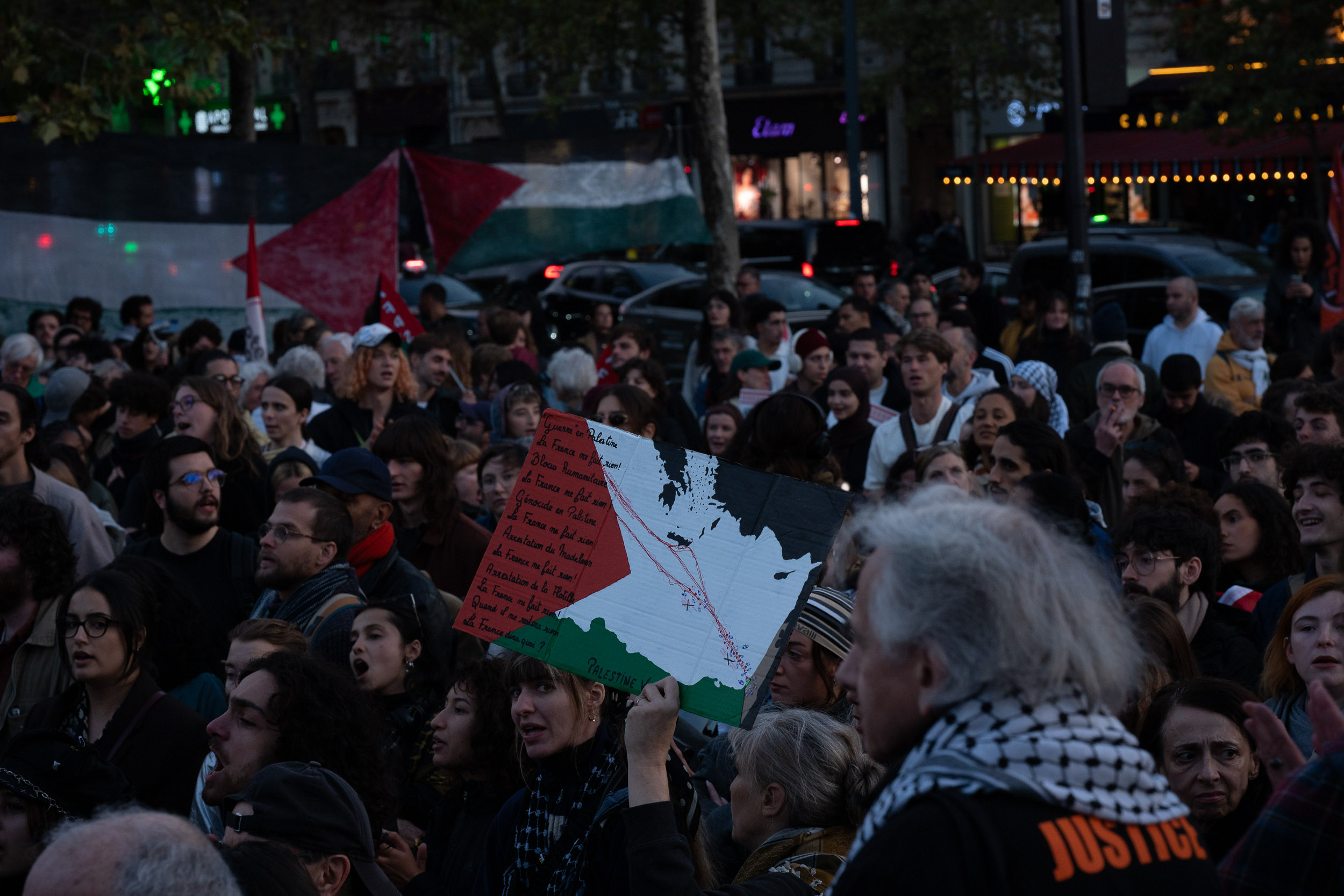 Return of the French delegation from the Global Sumud Flotilla, Paris, October 2025.